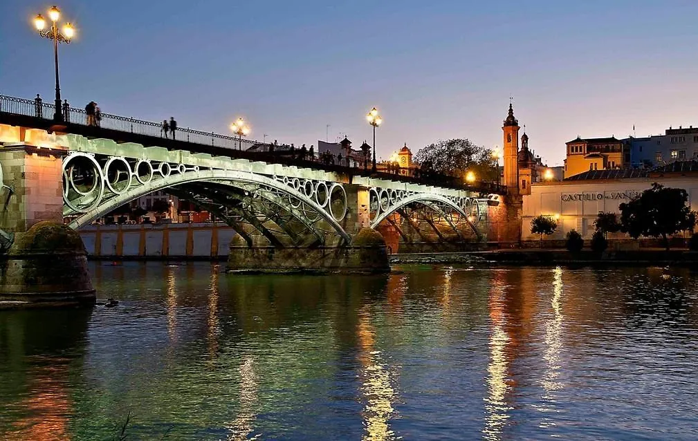 Apartment Ad1B Arenal 3Br Apartment, 250 Mtrs From Cathedral Seville